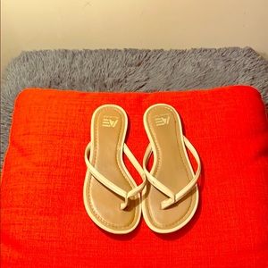 American Eagle Flip-Flops